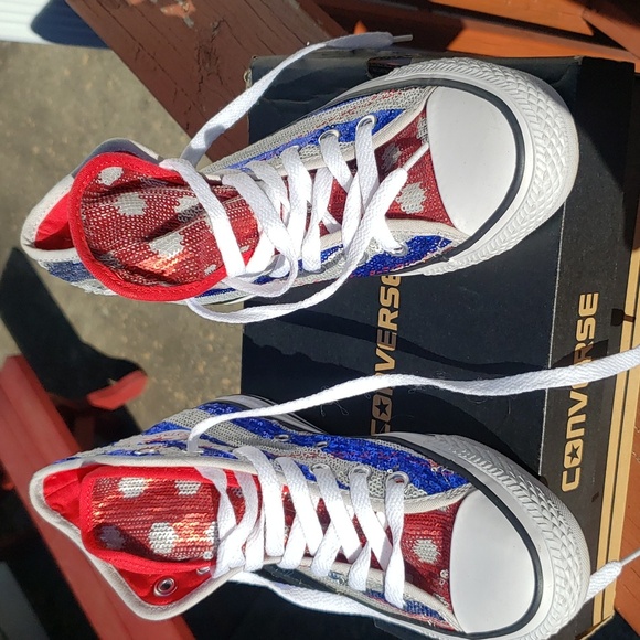 Women's converse chuck Taylor patriotic sequin sneakers . Size 6 - Picture 4 of 8